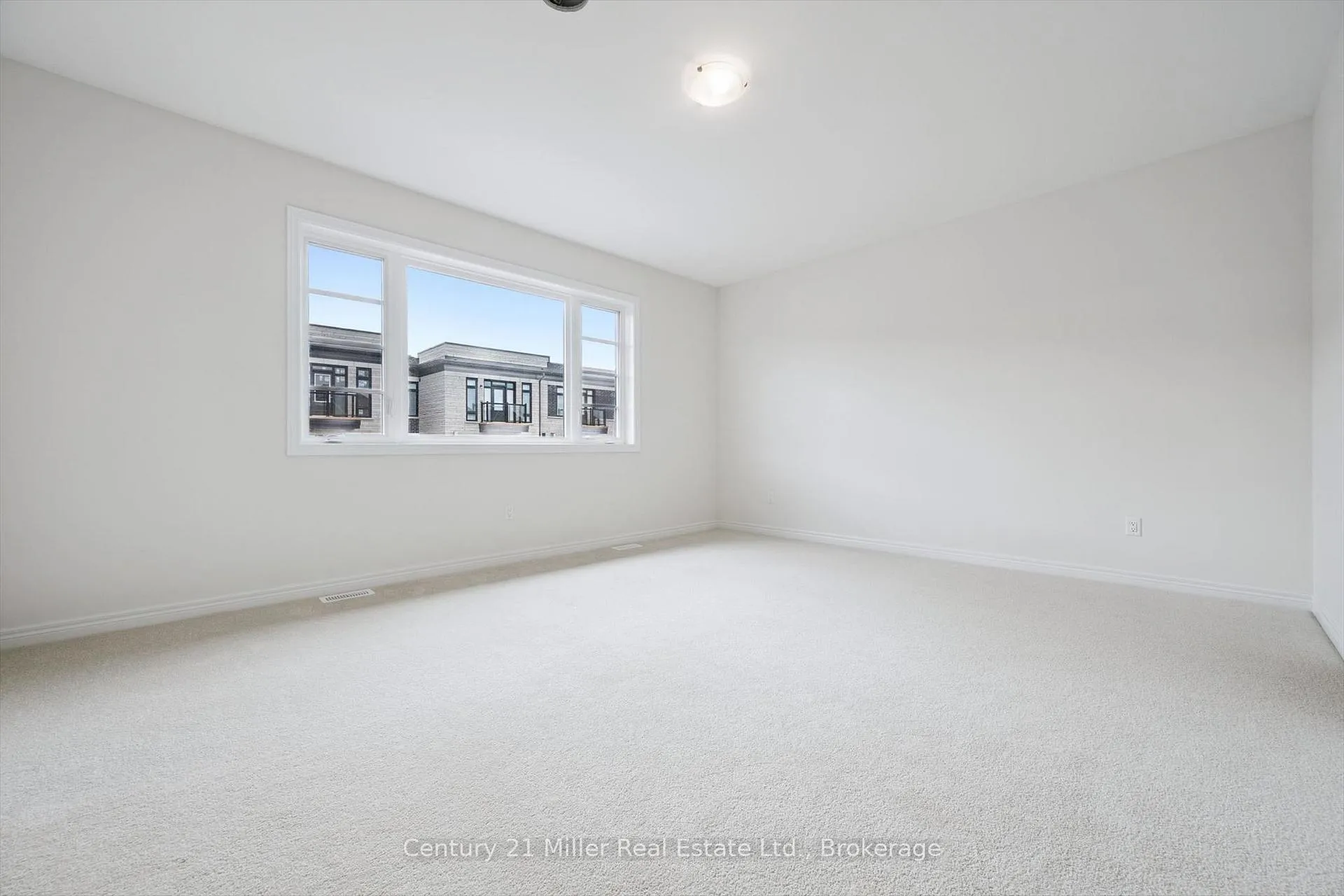 Photo 23 of 3262 Millicent Avenue, Oakville, Glenorchy — HOMEH