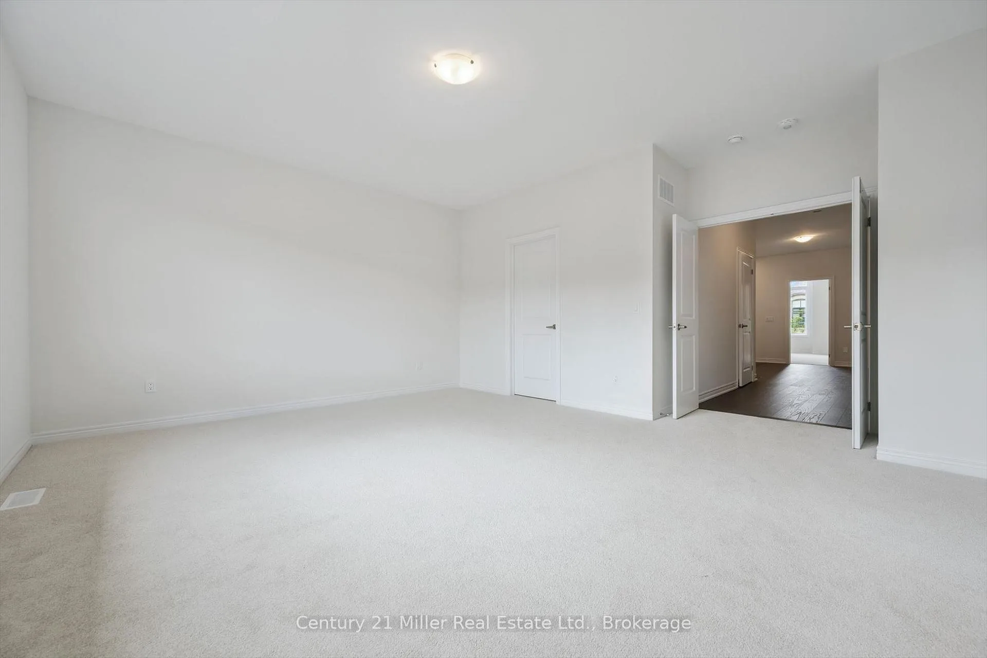 Photo 26 of 3262 Millicent Avenue, Oakville, Glenorchy — HOMEH