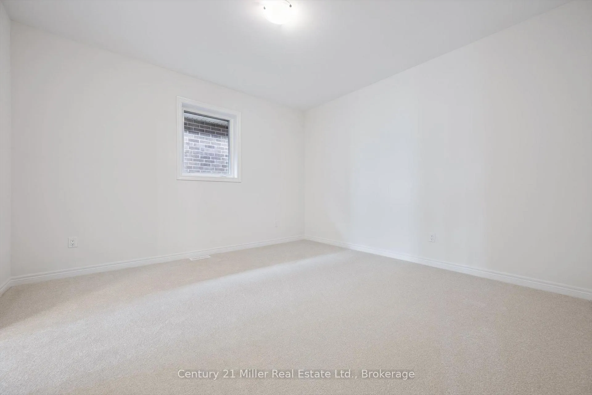 Photo 30 of 3262 Millicent Avenue, Oakville, Glenorchy — HOMEH