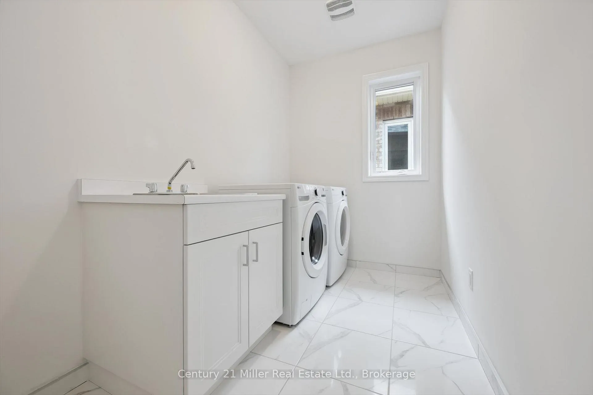 Photo 39 of 3262 Millicent Avenue, Oakville, Glenorchy — HOMEH