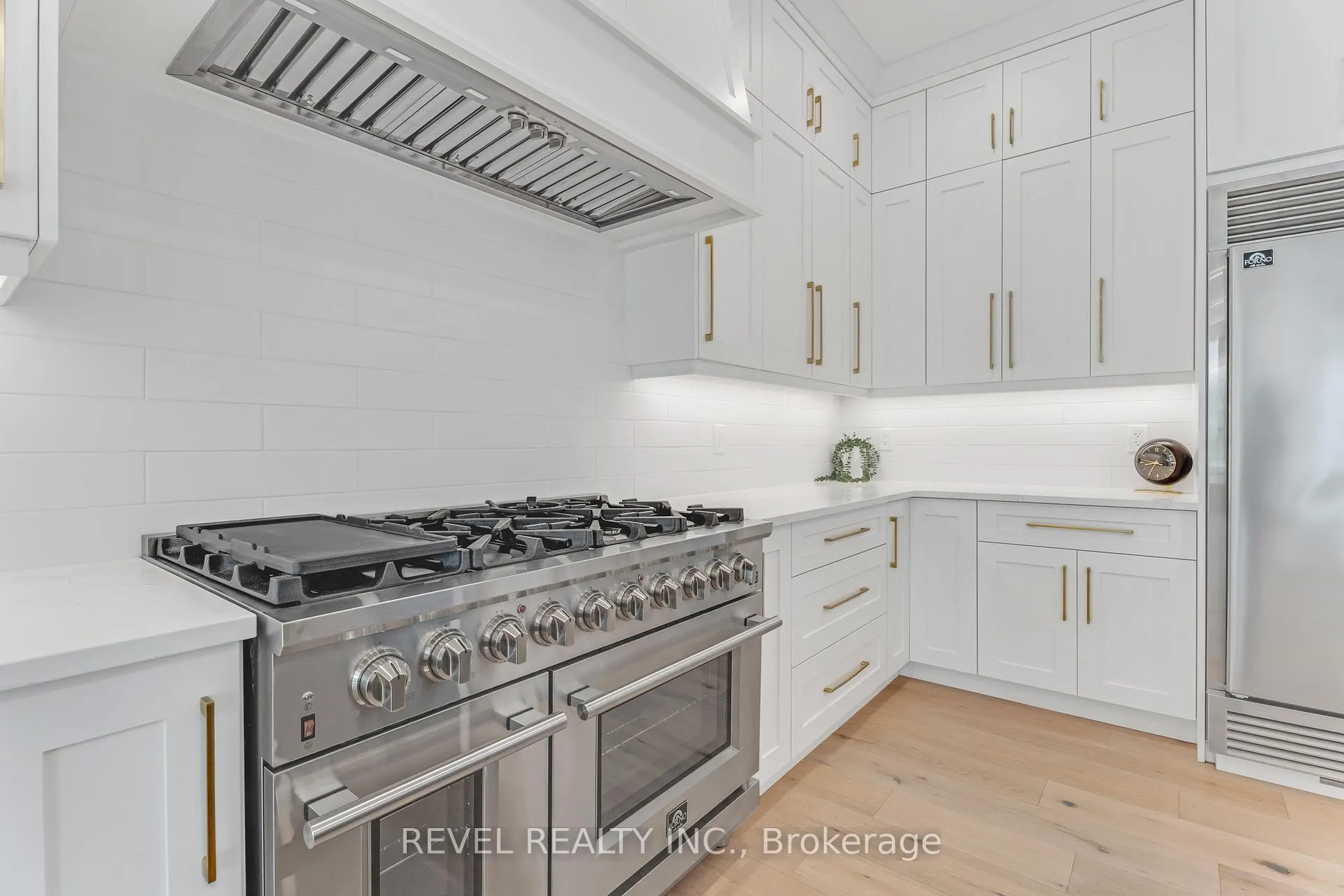 Photo 8 of 4678 Lobsinger Line, Wellesley — HOMEH