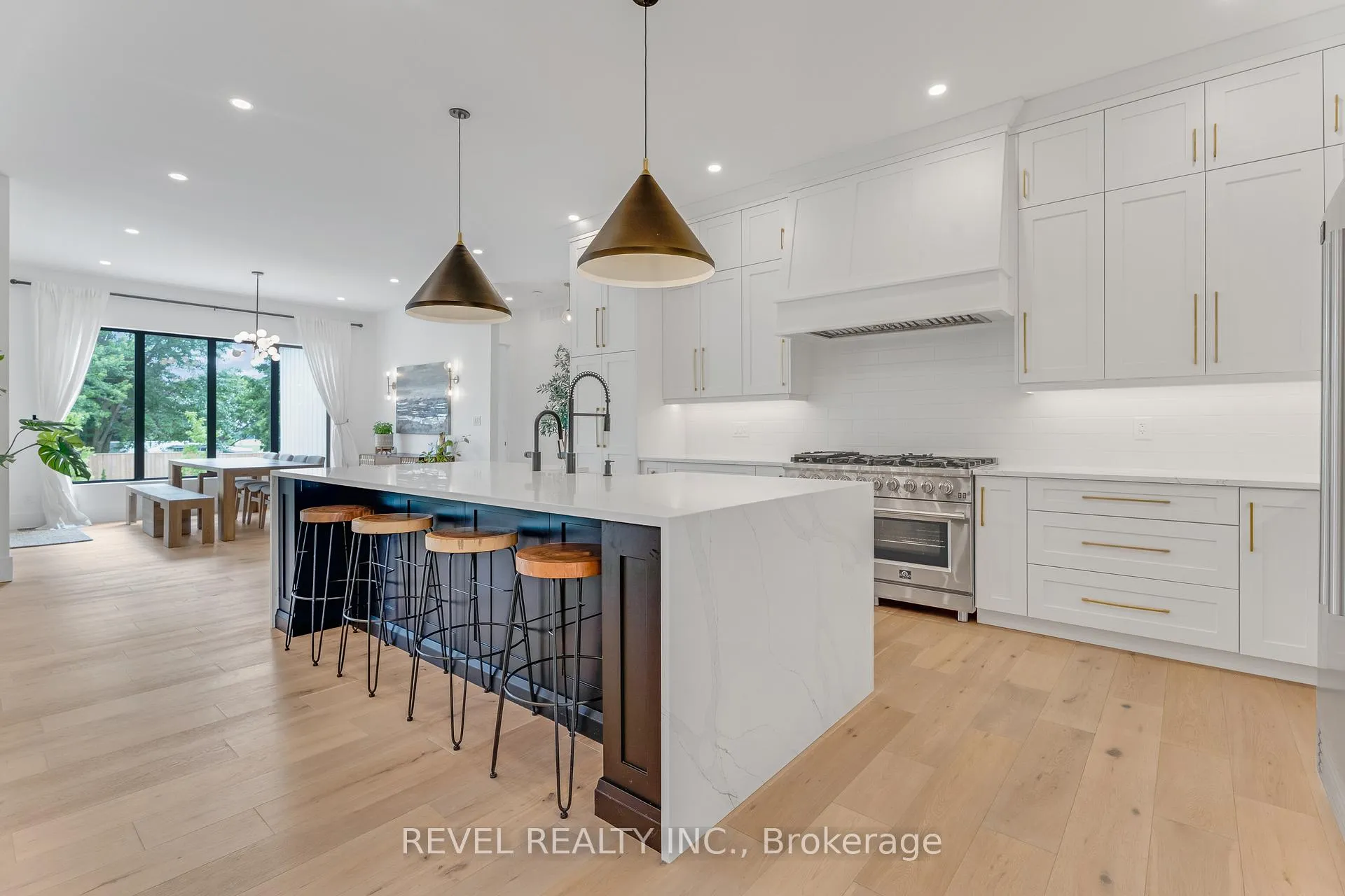 Photo 9 of 4678 Lobsinger Line, Wellesley — HOMEH