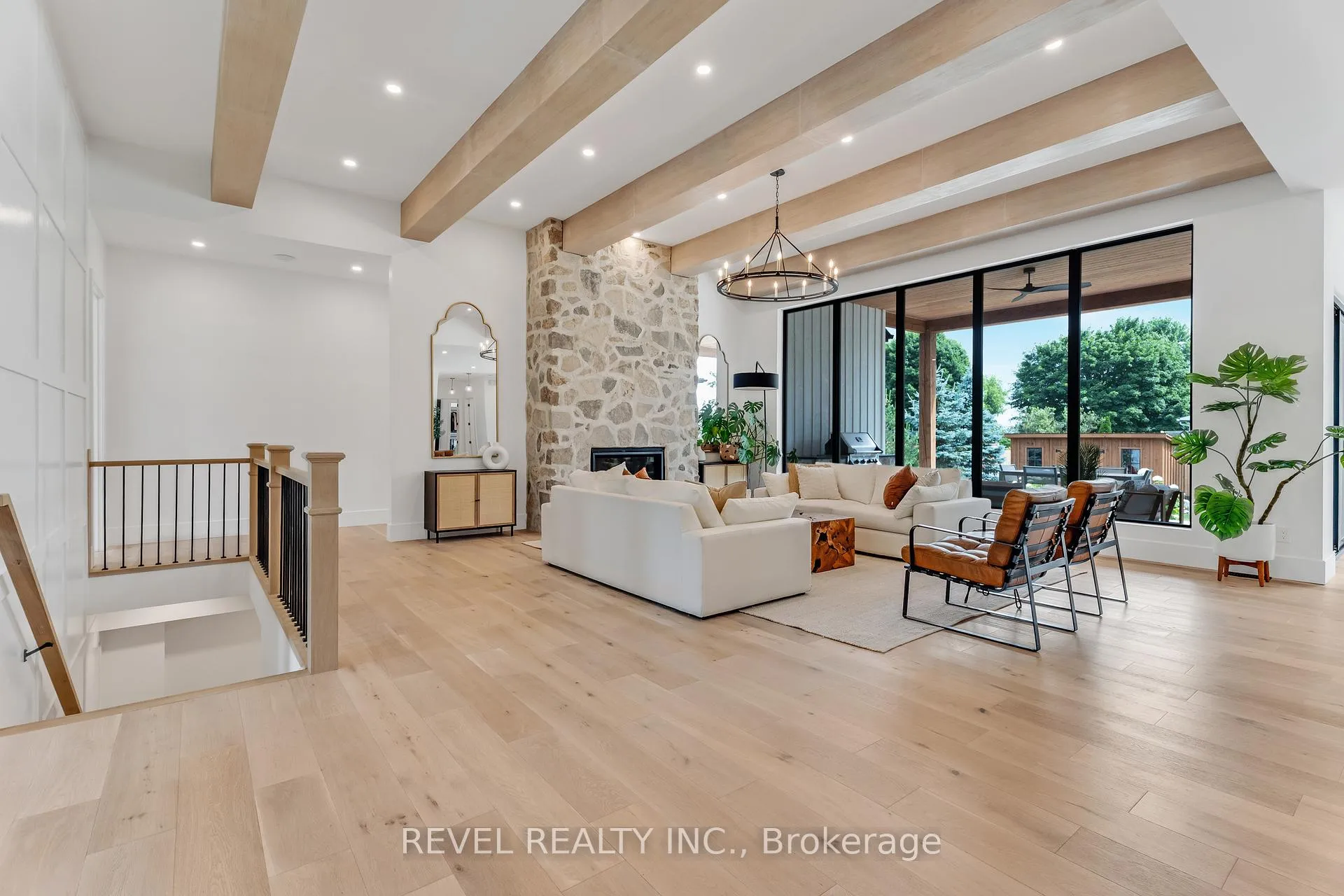 Photo 11 of 4678 Lobsinger Line, Wellesley — HOMEH