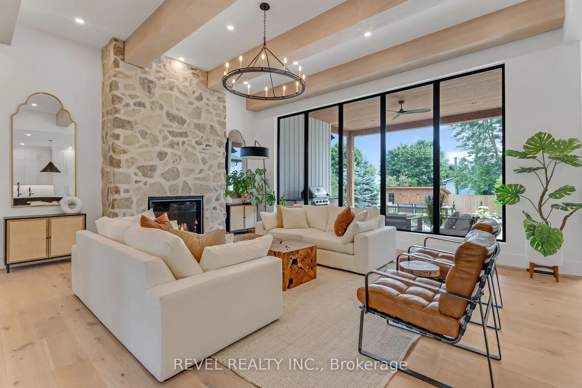 Photo 12 of 4678 Lobsinger Line, Wellesley — HOMEH