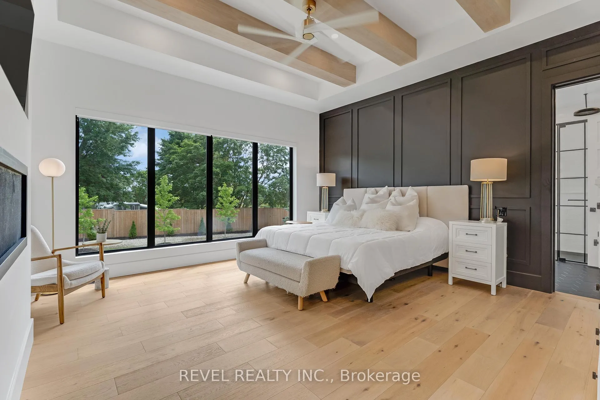 Photo 17 of 4678 Lobsinger Line, Wellesley — HOMEH