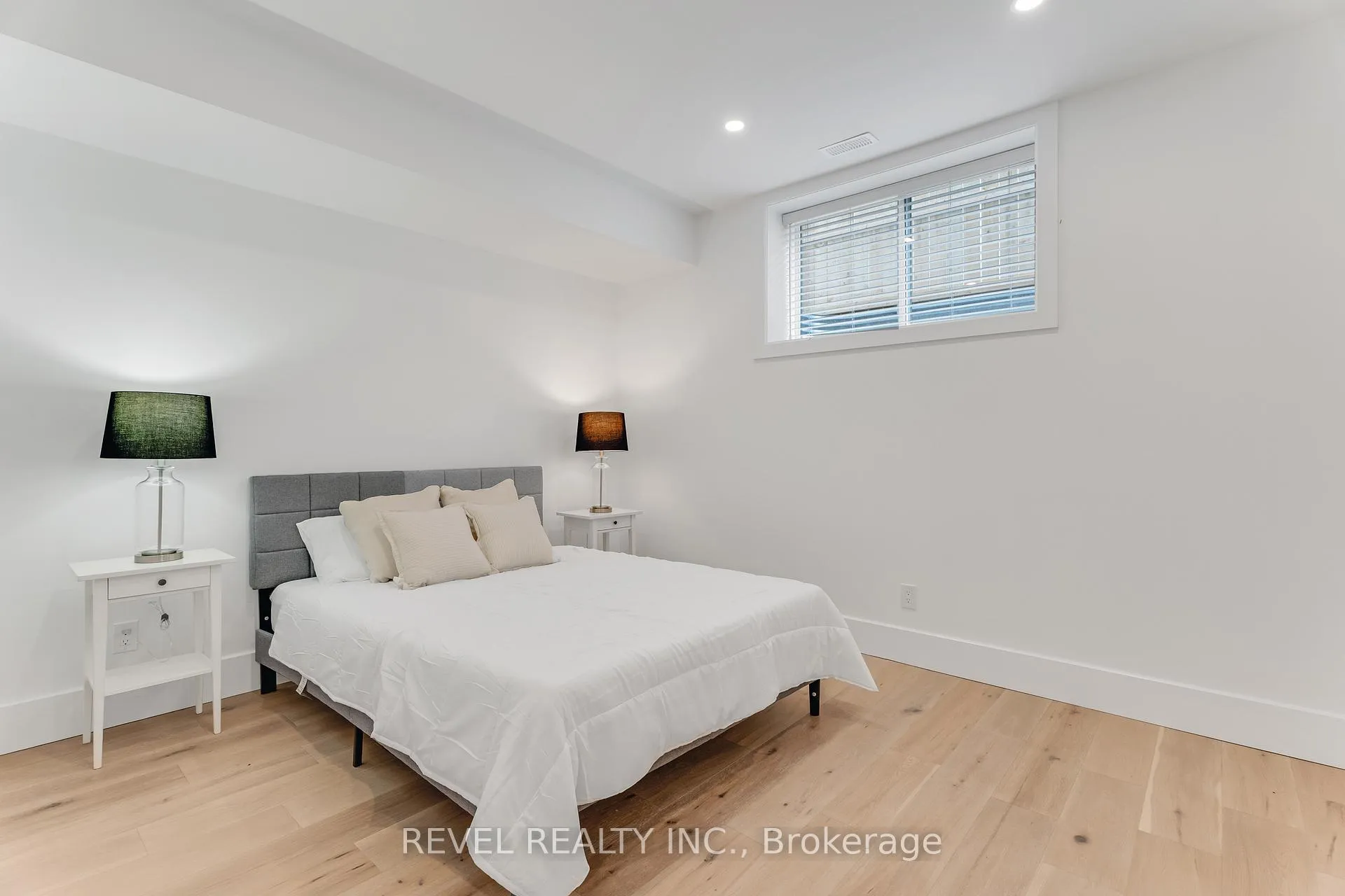 Photo 31 of 4678 Lobsinger Line, Wellesley — HOMEH