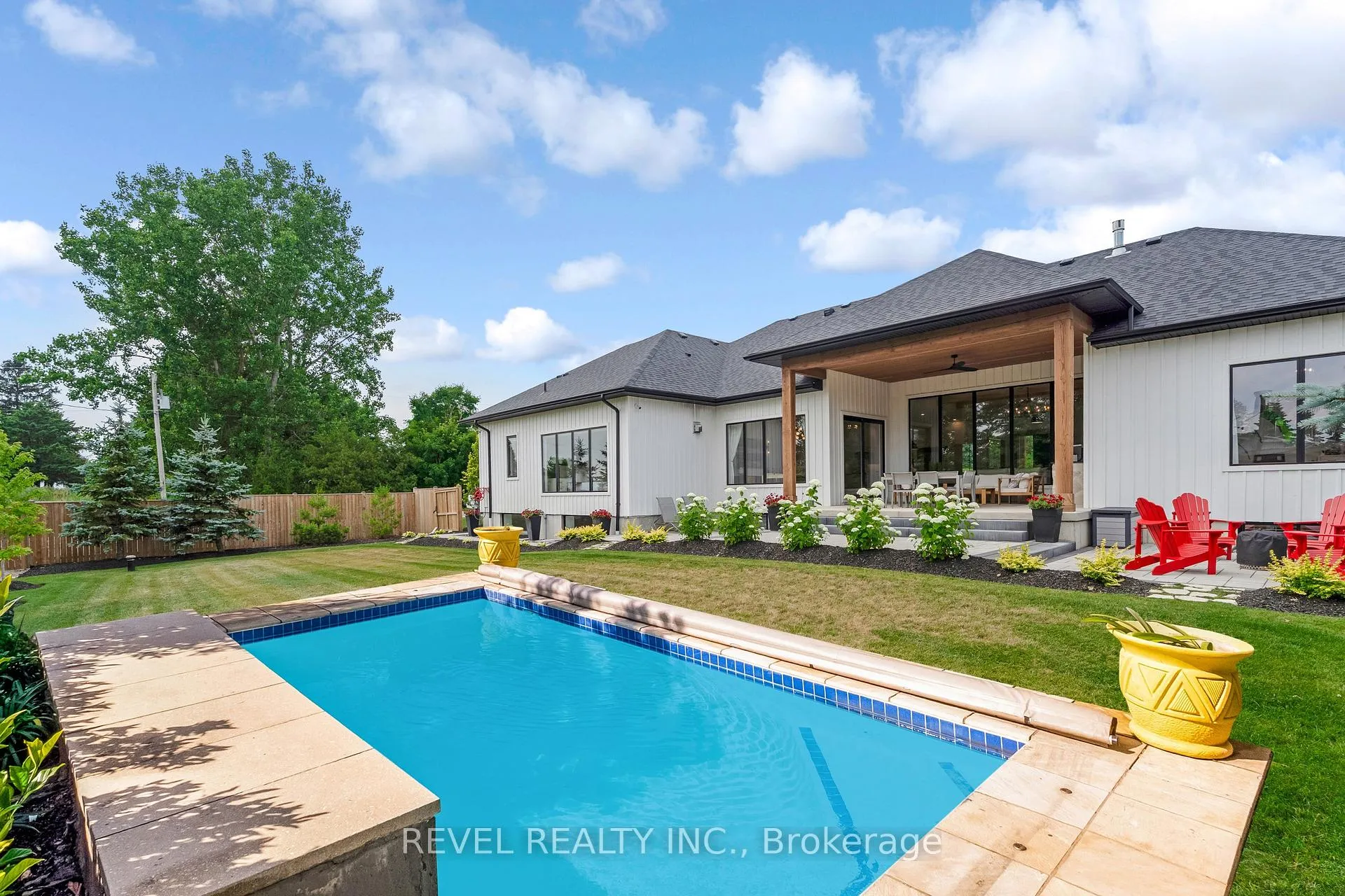Photo 46 of 4678 Lobsinger Line, Wellesley — HOMEH