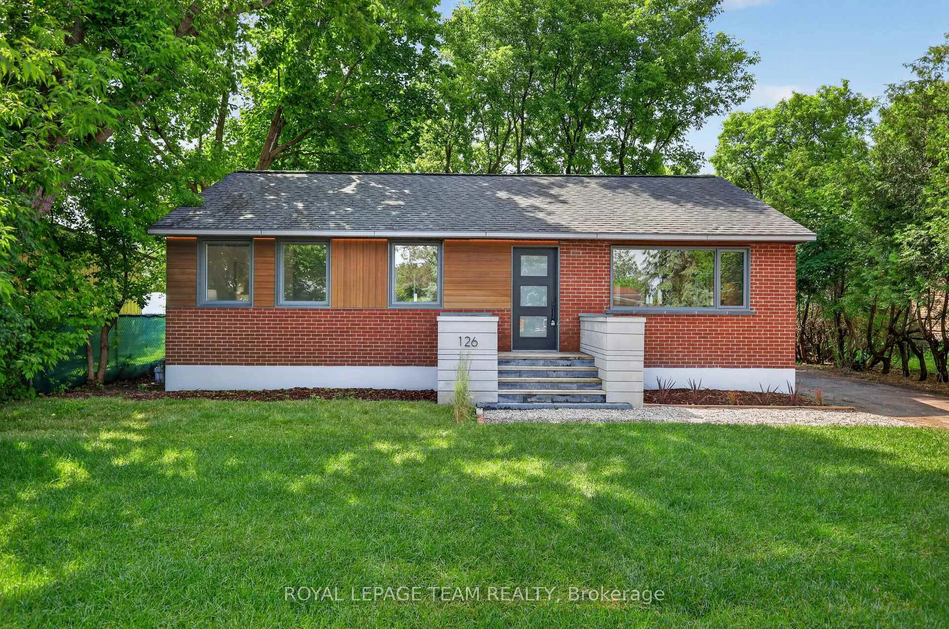 Photo 2 of 126 David Drive, Ottawa, Meadowlands/St. Claire Gardens — HOMEH