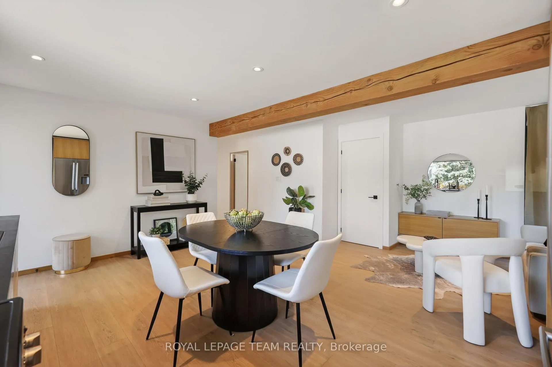 Photo 12 of 126 David Drive, Ottawa, Meadowlands/St. Claire Gardens — HOMEH