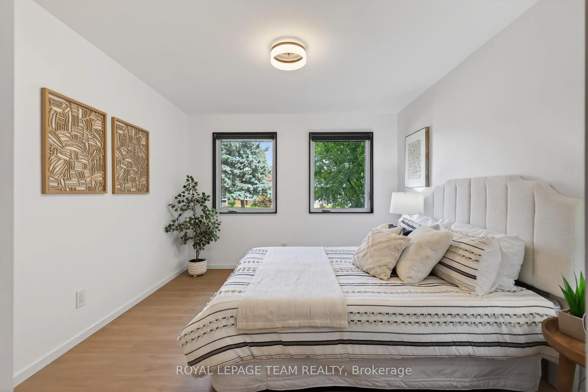 Photo 22 of 126 David Drive, Ottawa, Meadowlands/St. Claire Gardens — HOMEH