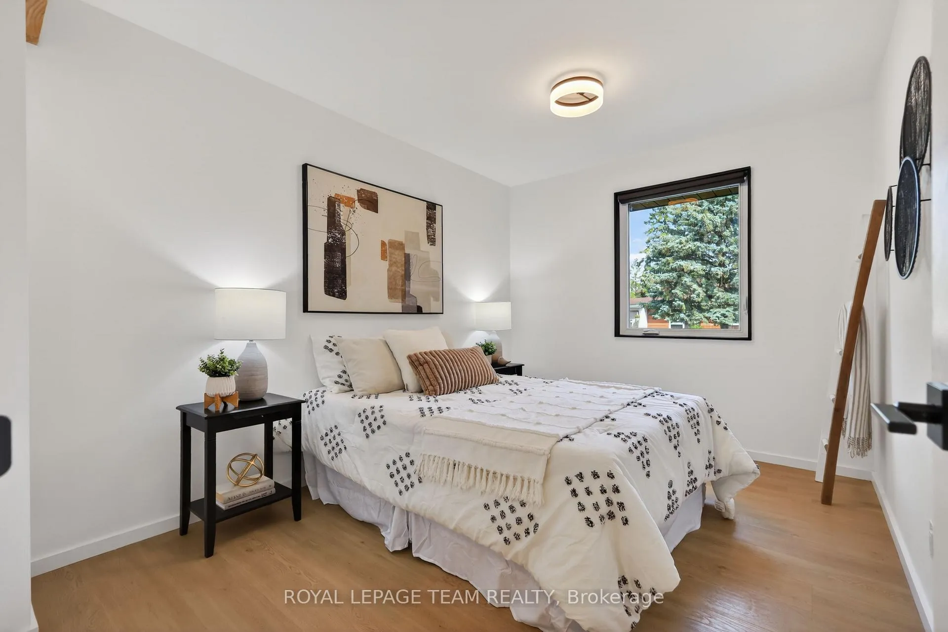 Photo 25 of 126 David Drive, Ottawa, Meadowlands/St. Claire Gardens — HOMEH