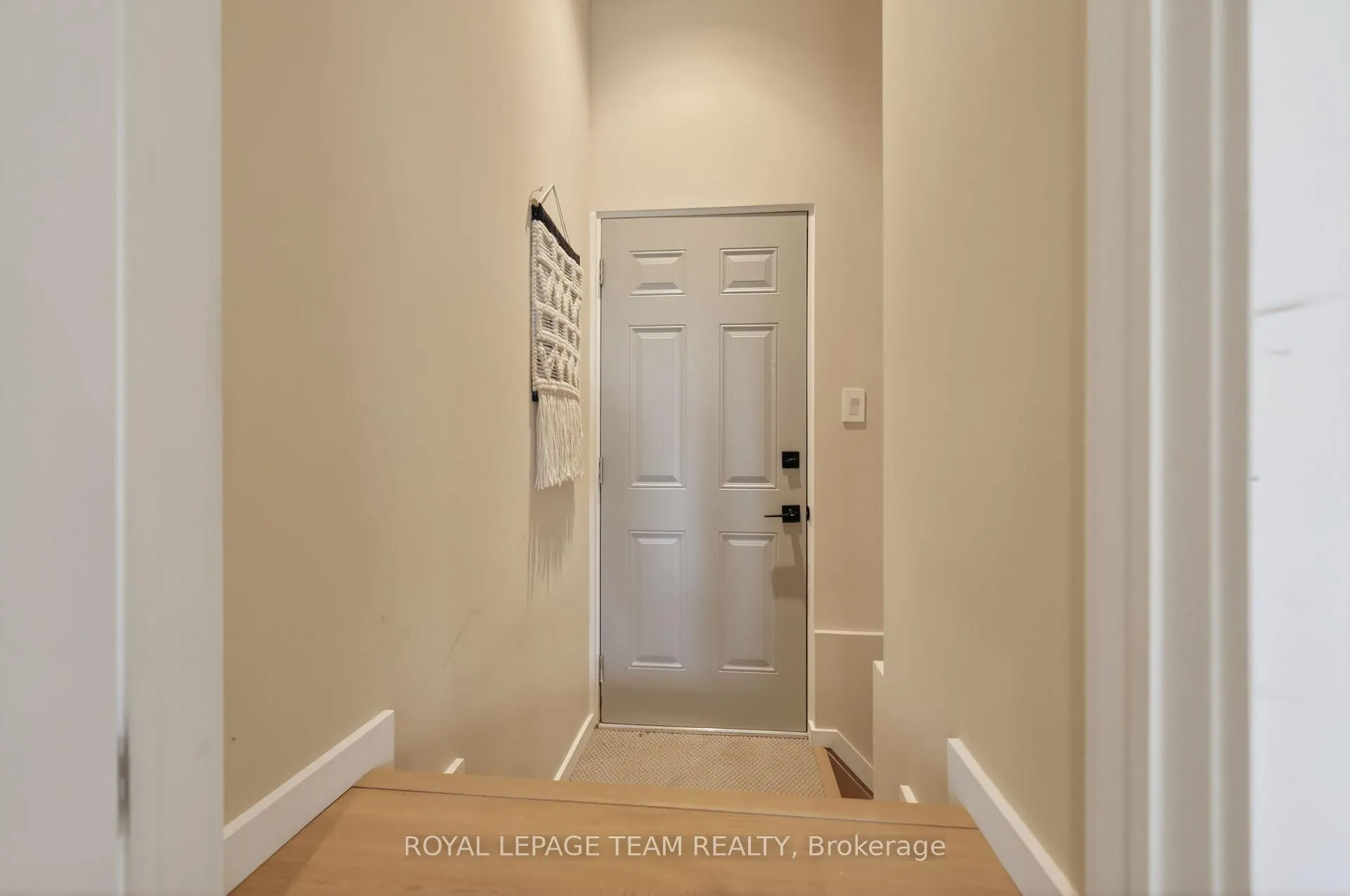 Photo 34 of 126 David Drive, Ottawa, Meadowlands/St. Claire Gardens — HOMEH