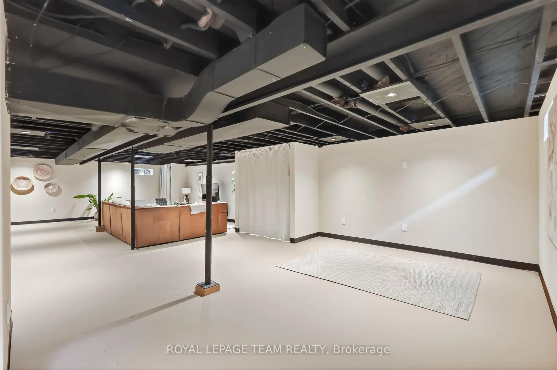 Photo 38 of 126 David Drive, Ottawa, Meadowlands/St. Claire Gardens — HOMEH