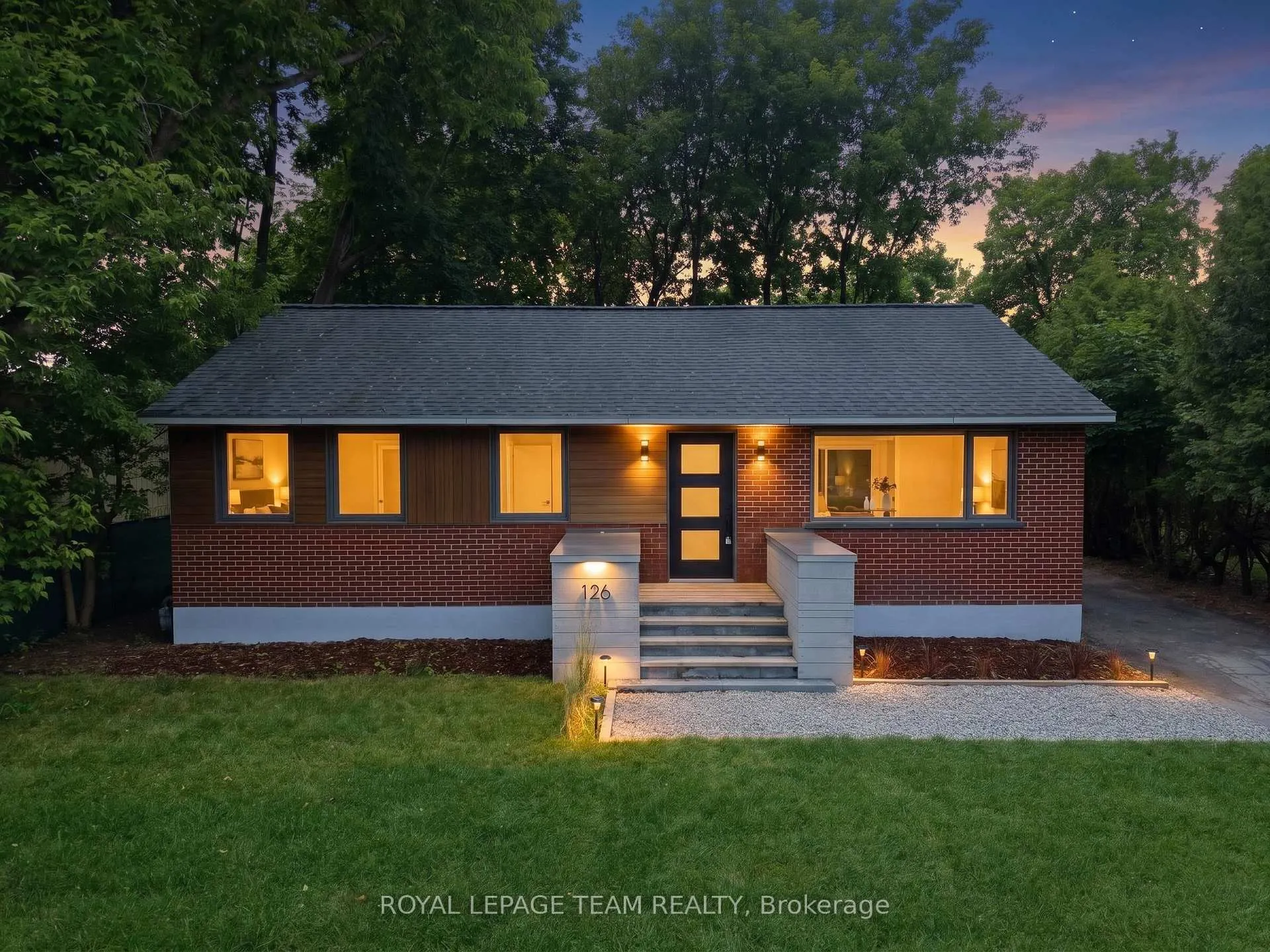 Photo 44 of 126 David Drive, Ottawa, Meadowlands/St. Claire Gardens — HOMEH