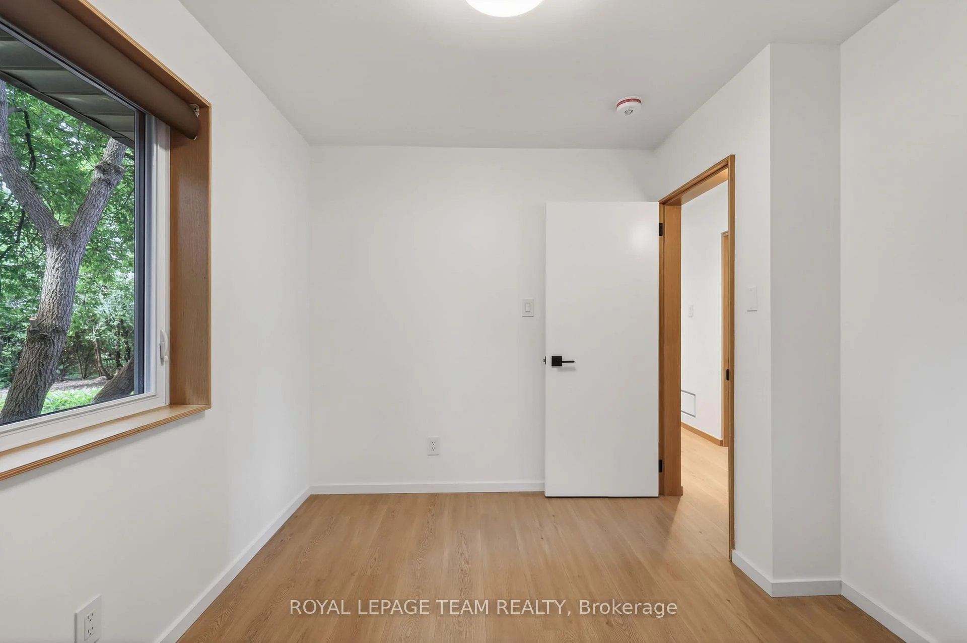 Photo 52 of 126 David Drive, Ottawa, Meadowlands/St. Claire Gardens — HOMEH