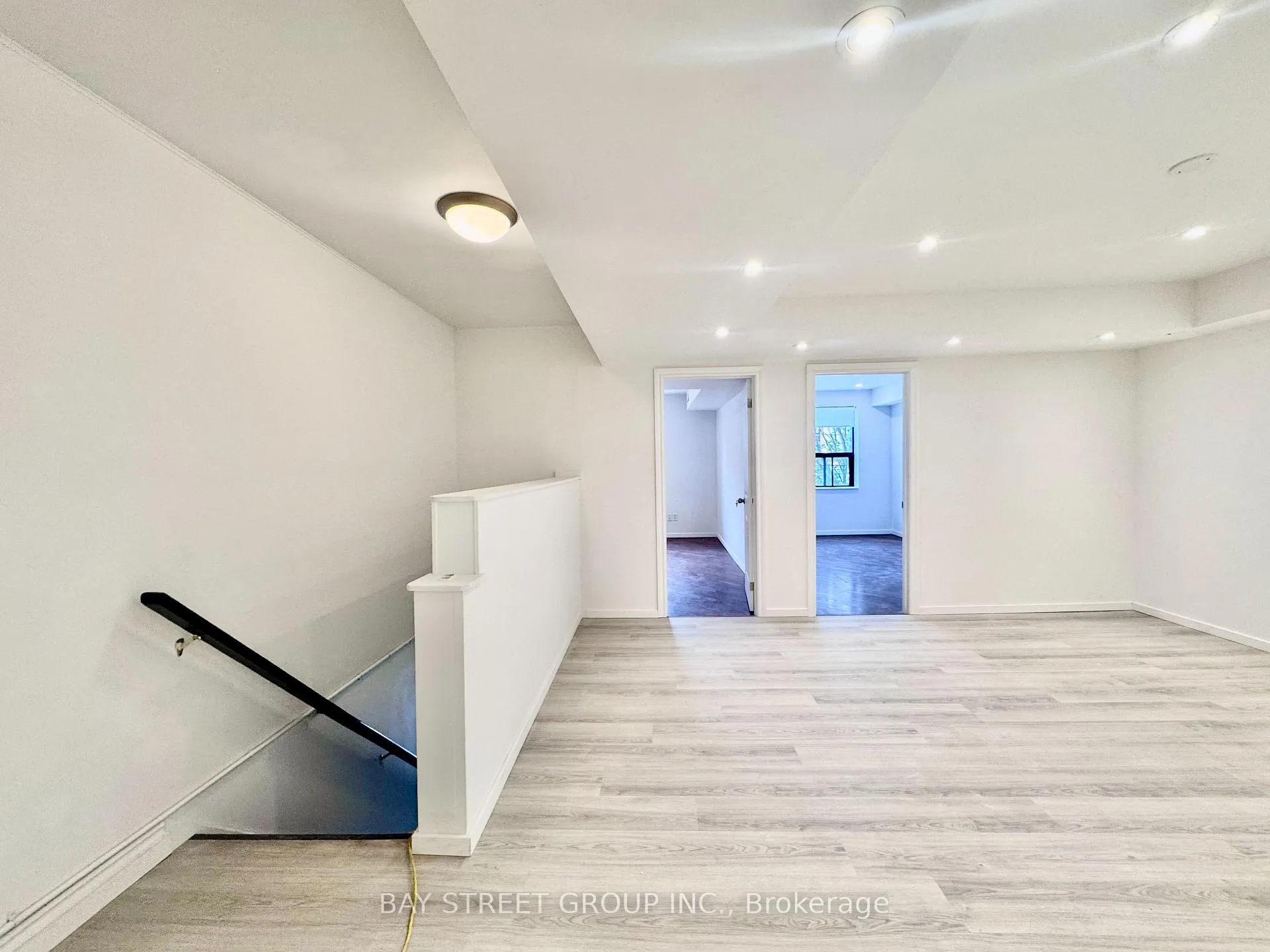 Photo 2 of Unit 2nd, 373 Eglinton Avenue W, Toronto, Forest Hill South — HOMEH