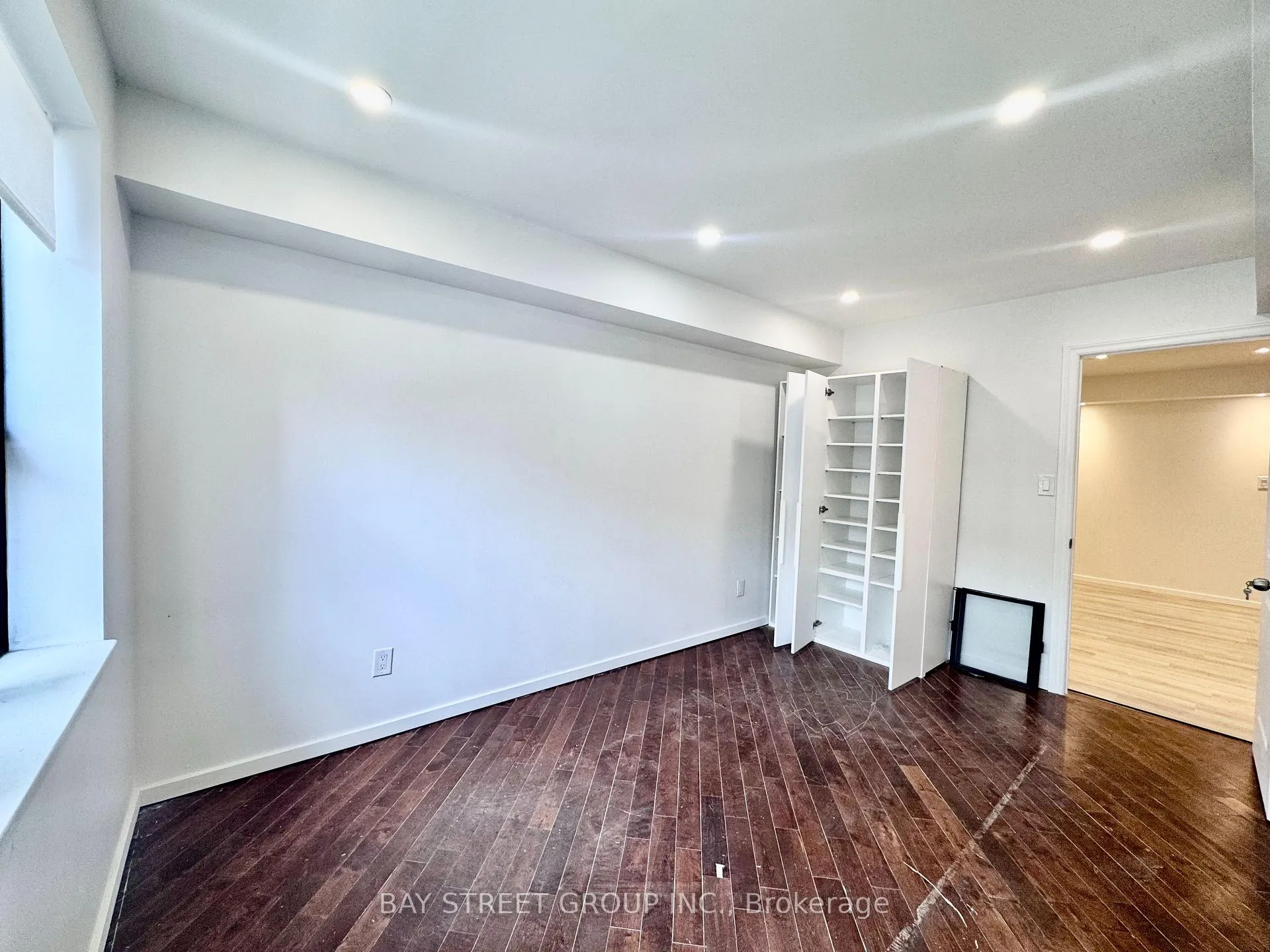 Photo 6 of Unit 2nd, 373 Eglinton Avenue W, Toronto, Forest Hill South — HOMEH