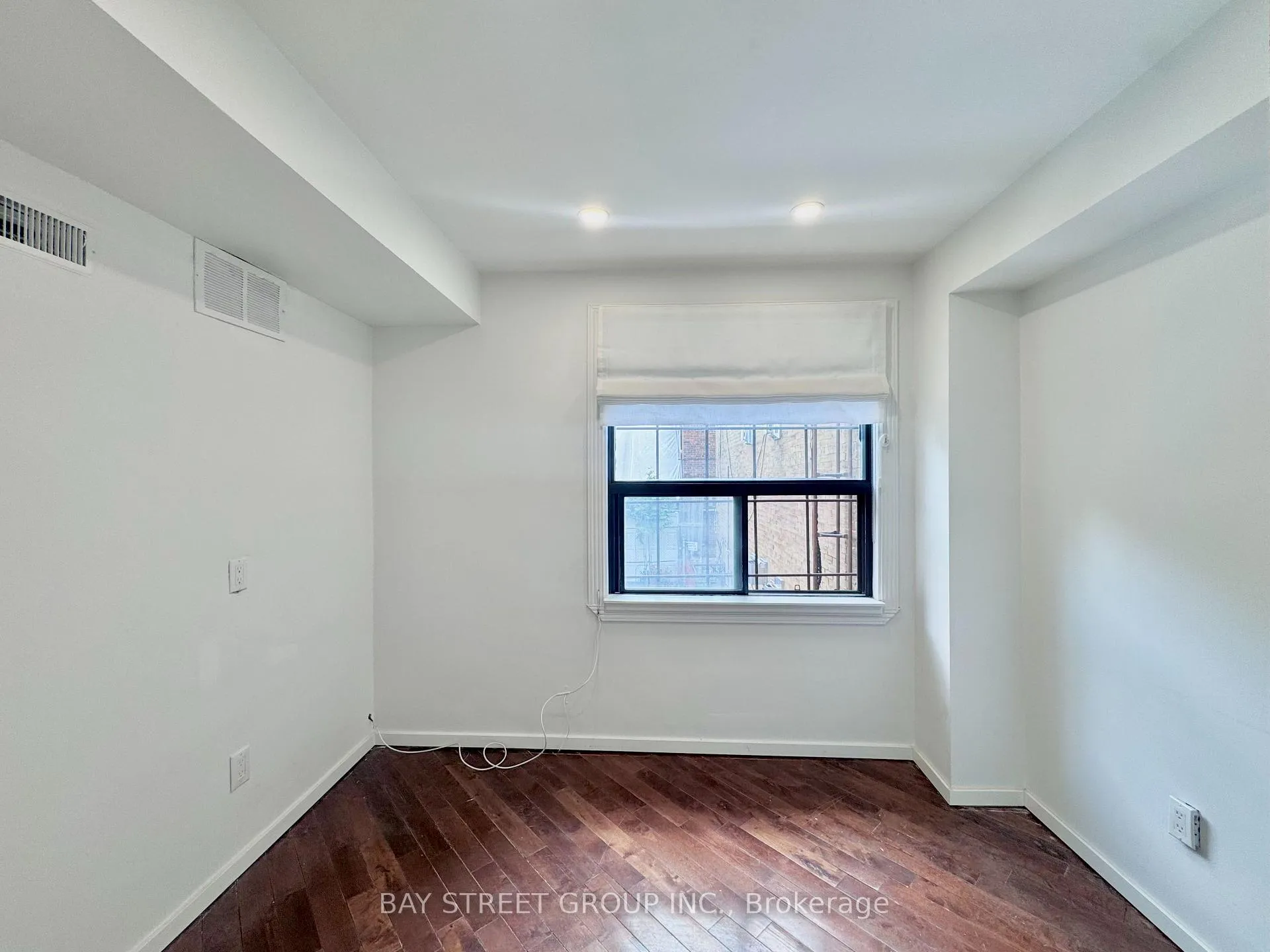 Photo 7 of Unit 2nd, 373 Eglinton Avenue W, Toronto, Forest Hill South — HOMEH