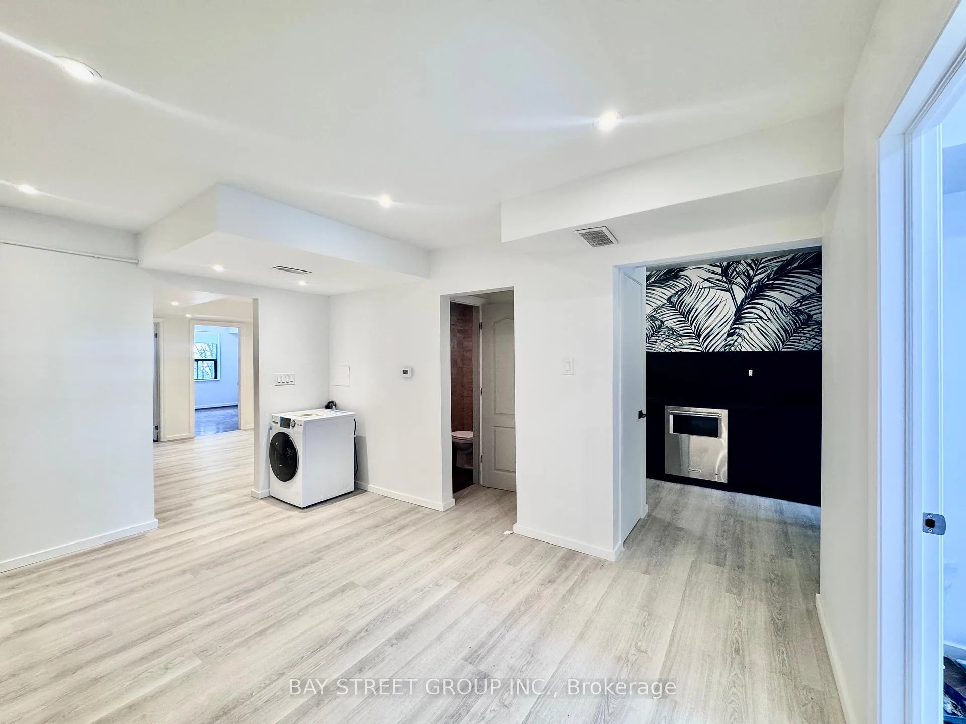 Photo 13 of Unit 2nd, 373 Eglinton Avenue W, Toronto, Forest Hill South — HOMEH