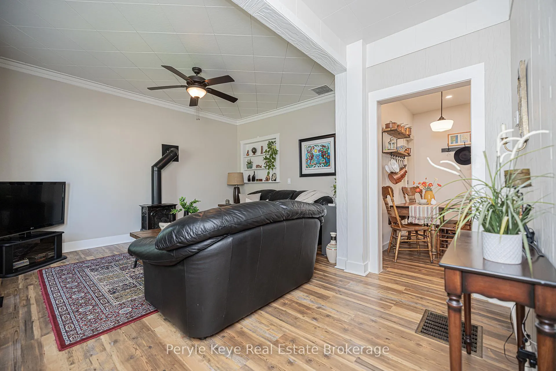 Photo 10 of 14 Milton Street, Bracebridge — HOMEH