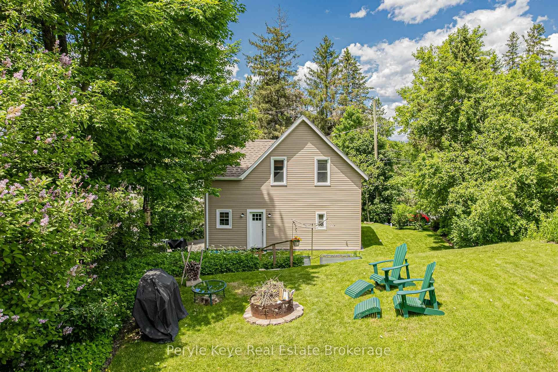 Photo 44 of 14 Milton Street, Bracebridge — HOMEH
