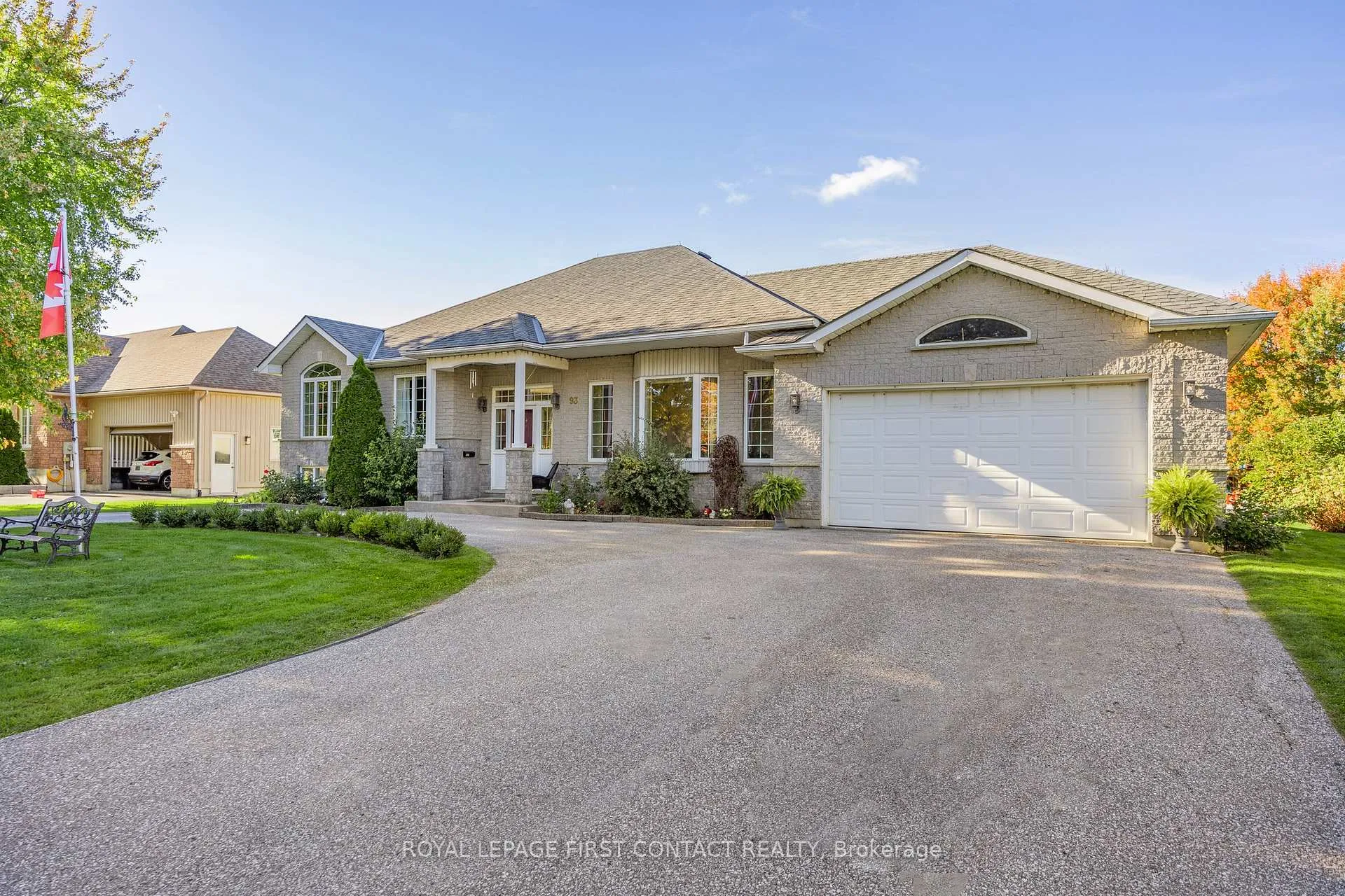 Photo 3 of 93 Bayshore Drive, Ramara, Rural Ramara — HOMEH