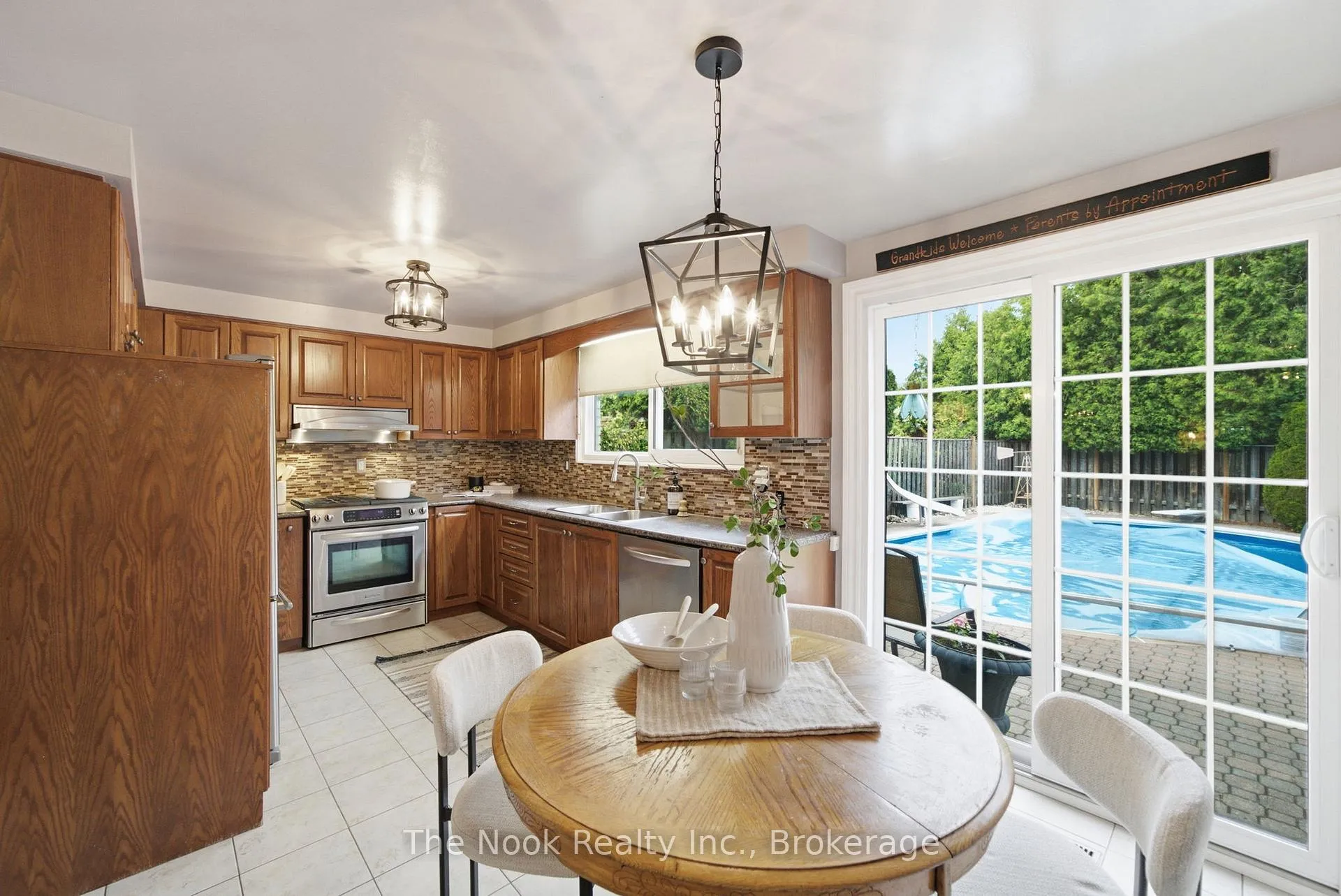 Photo 9 of 70 Beverly Glen Boulevard, Scarborough, L'Amoreaux — HOMEH