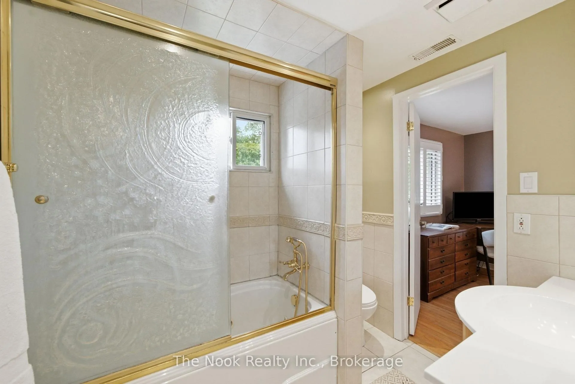 Photo 32 of 70 Beverly Glen Boulevard, Scarborough, L'Amoreaux — HOMEH