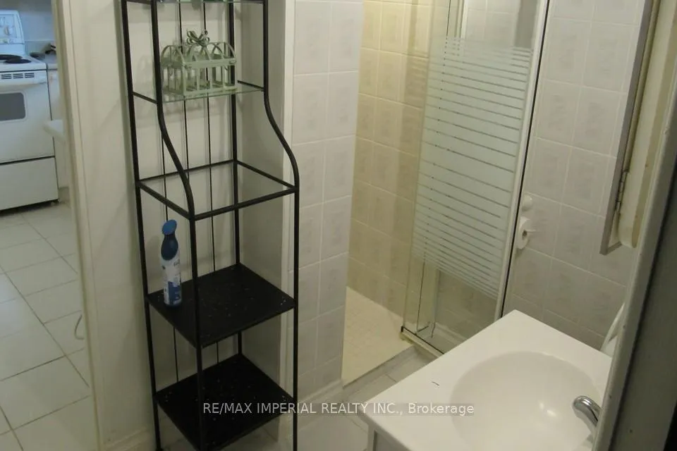Photo 10 of 53 Grandview Avenue, Markham, Grandview — HOMEH