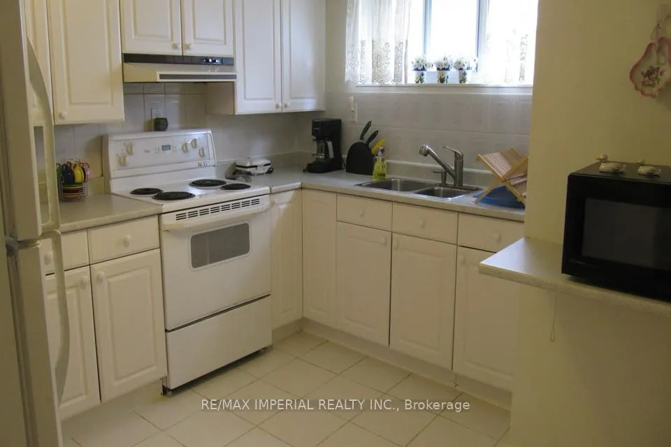 Photo 13 of 53 Grandview Avenue, Markham, Grandview — HOMEH