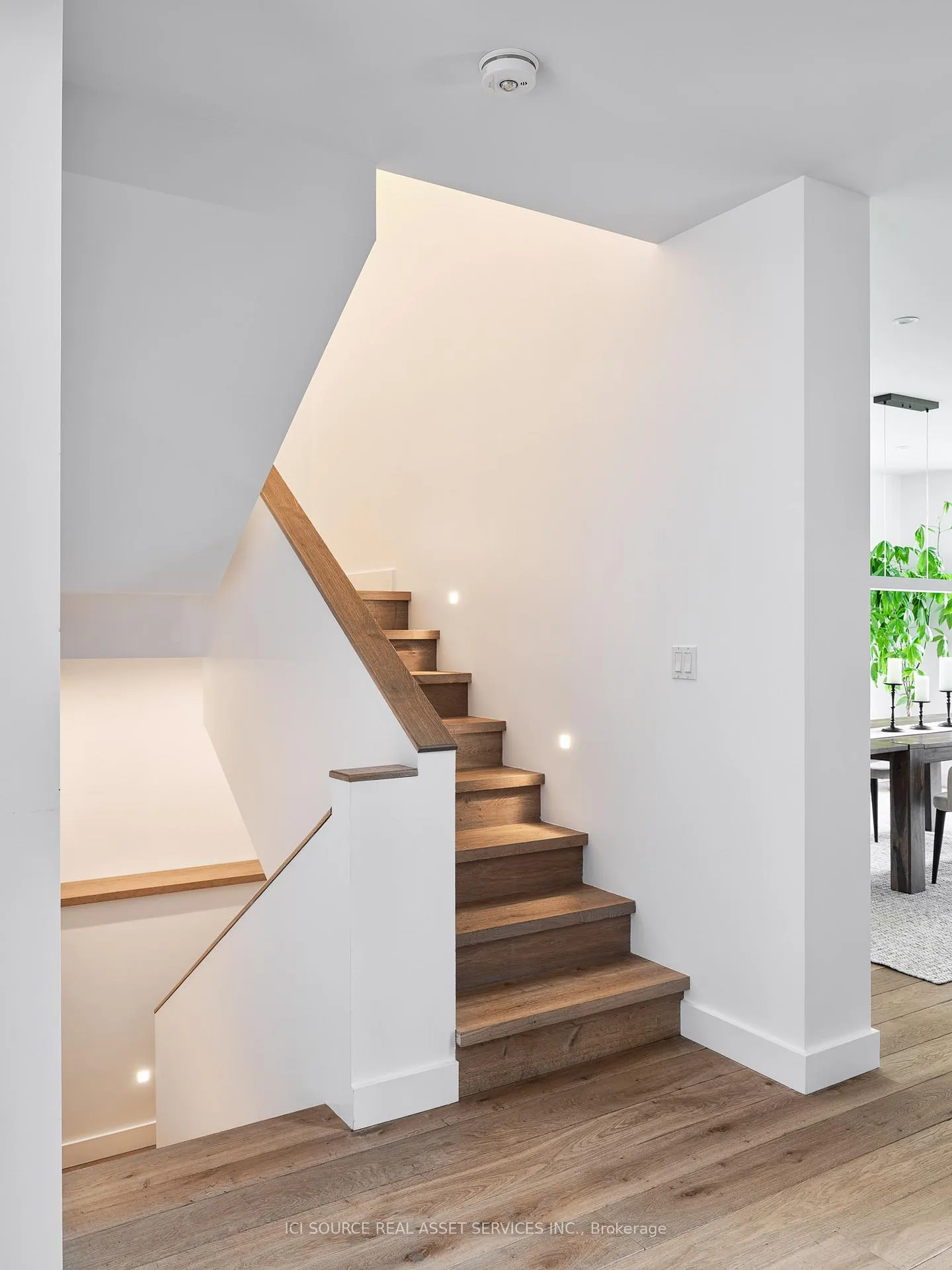 Photo 32 of 73 Pineglen Crescent, Ottawa, Pineglen — HOMEH