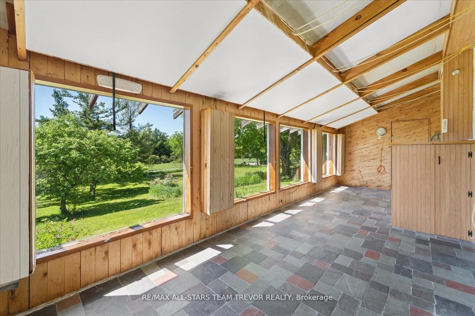 Photo 10 of 406 Mount Pleasant Trail, Georgina, Belhaven — HOMEH