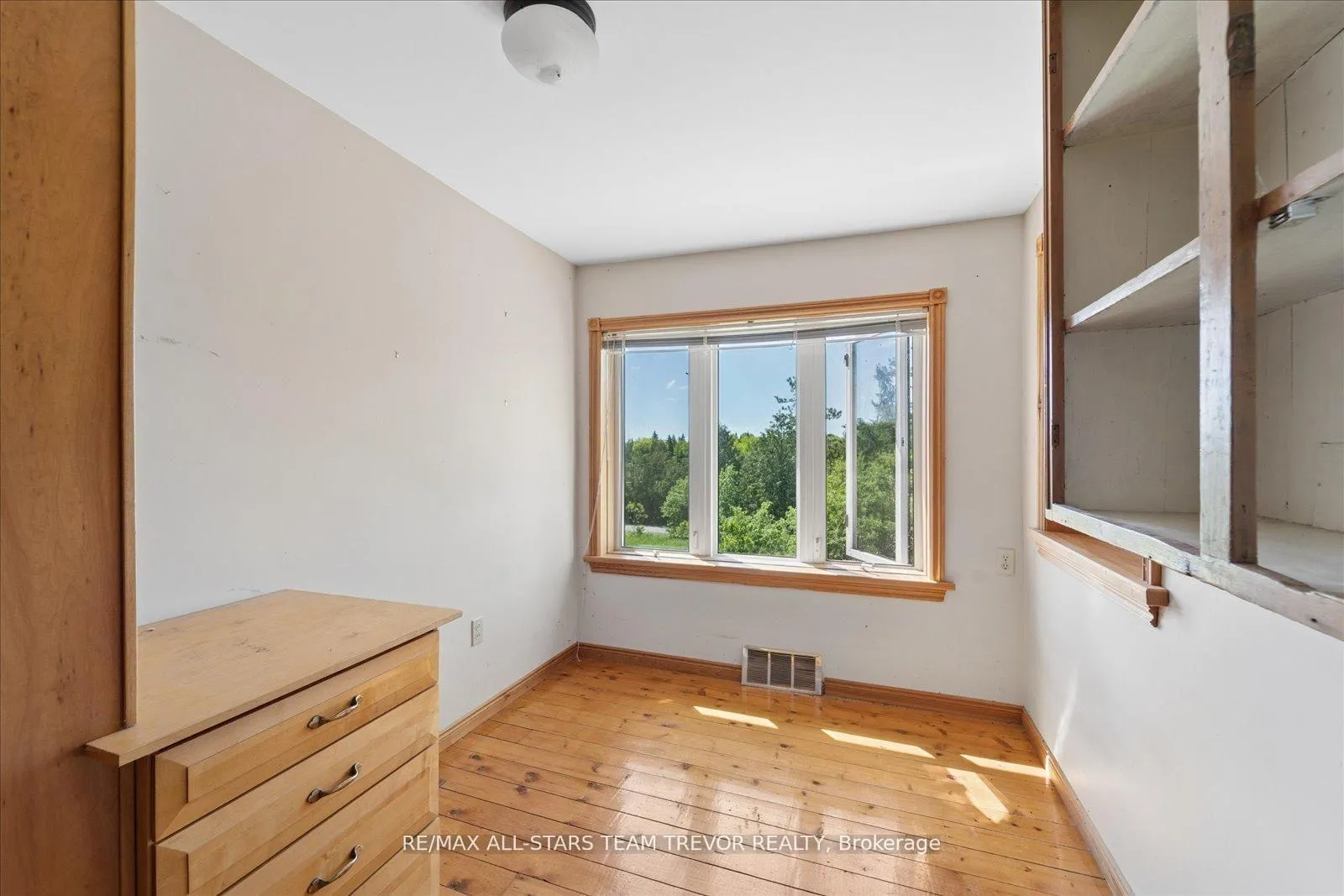 Photo 16 of 406 Mount Pleasant Trail, Georgina, Belhaven — HOMEH