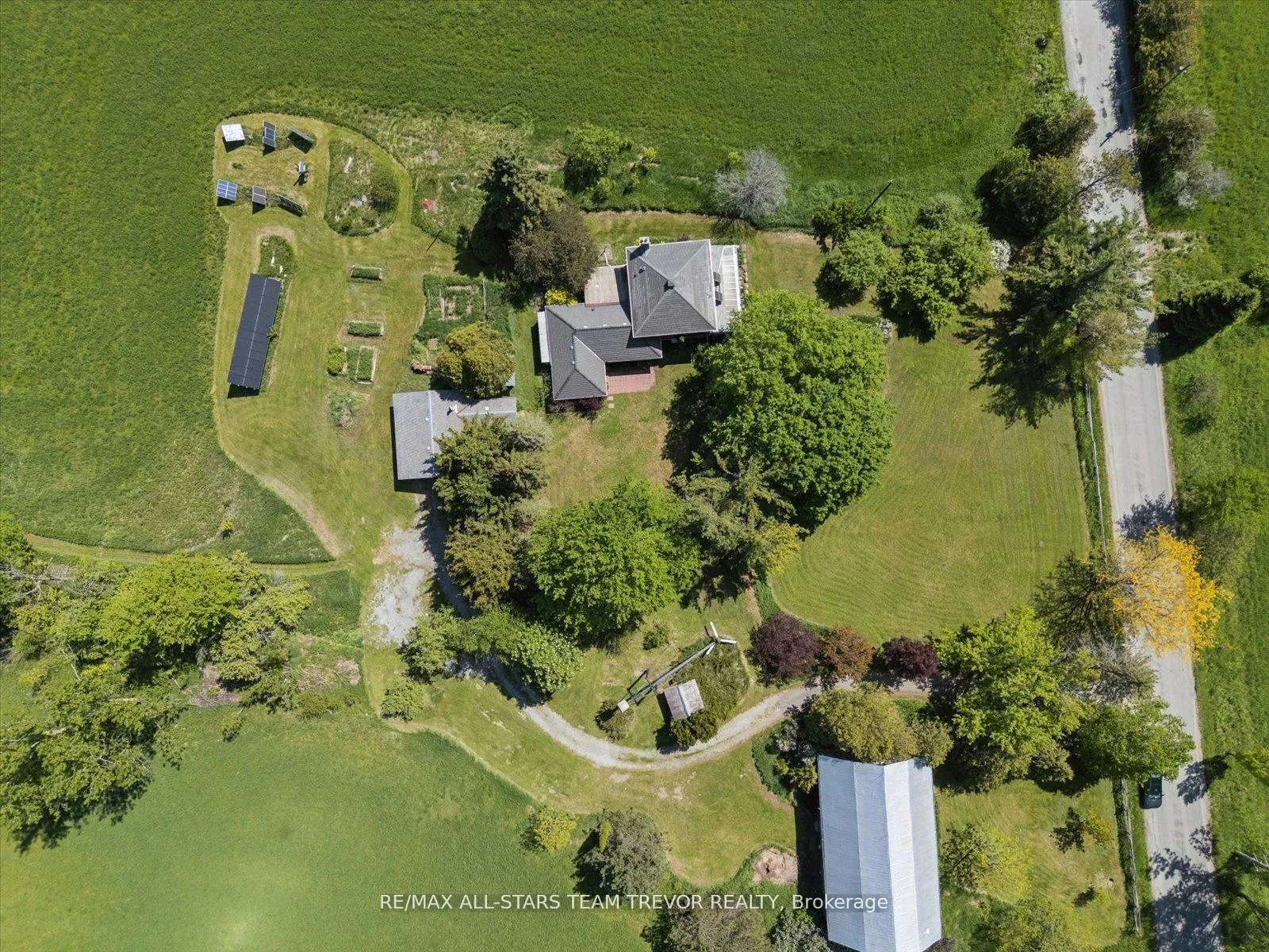 Photo 41 of 406 Mount Pleasant Trail, Georgina, Belhaven — HOMEH