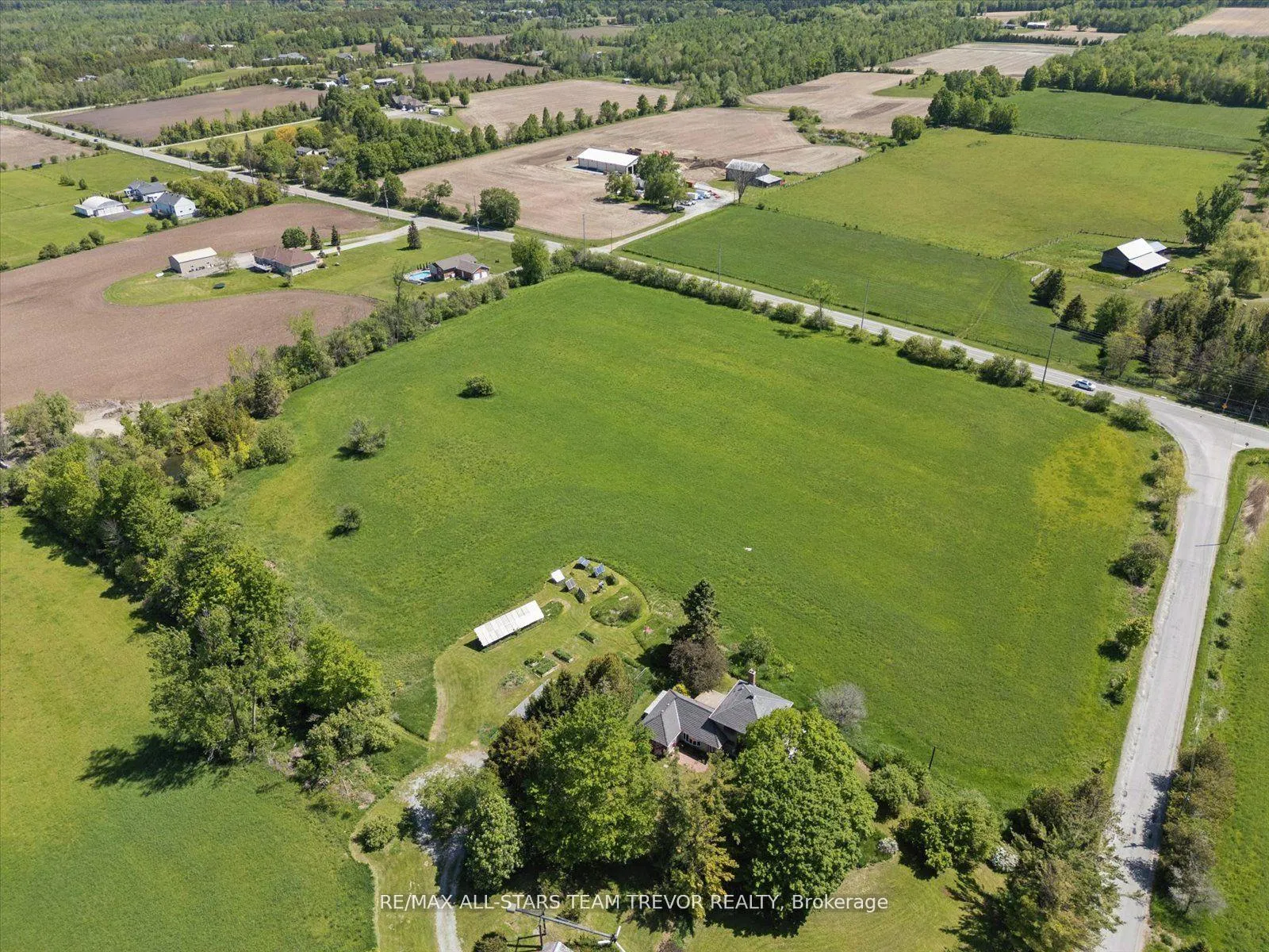 Photo 46 of 406 Mount Pleasant Trail, Georgina, Belhaven — HOMEH