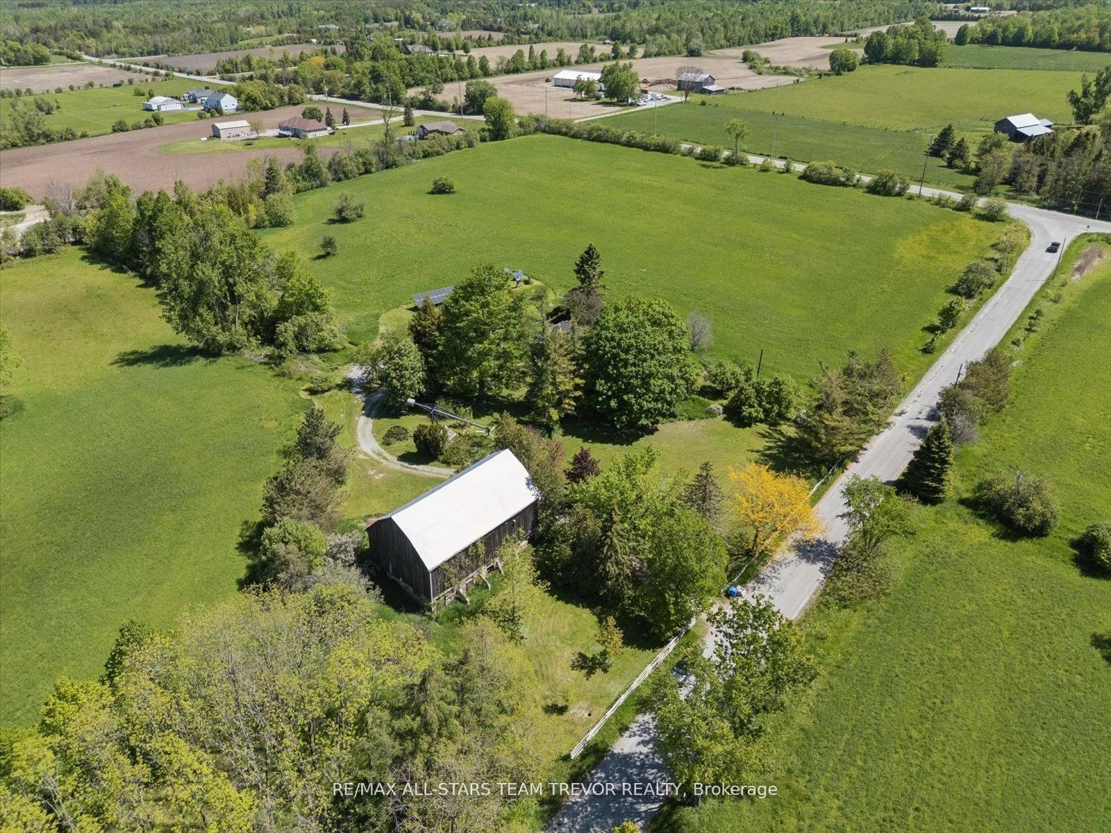 Photo 48 of 406 Mount Pleasant Trail, Georgina, Belhaven — HOMEH
