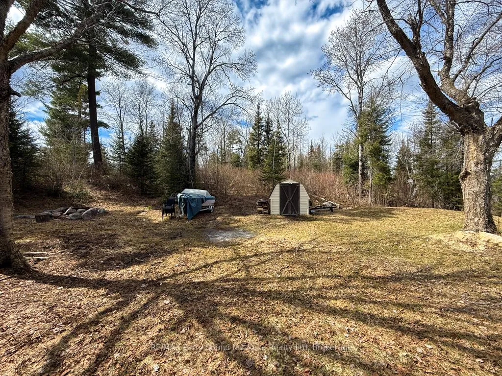 Photo 43 of 93 White Pine Road, Unorganized Townships, Tilden Lake — HOMEH
