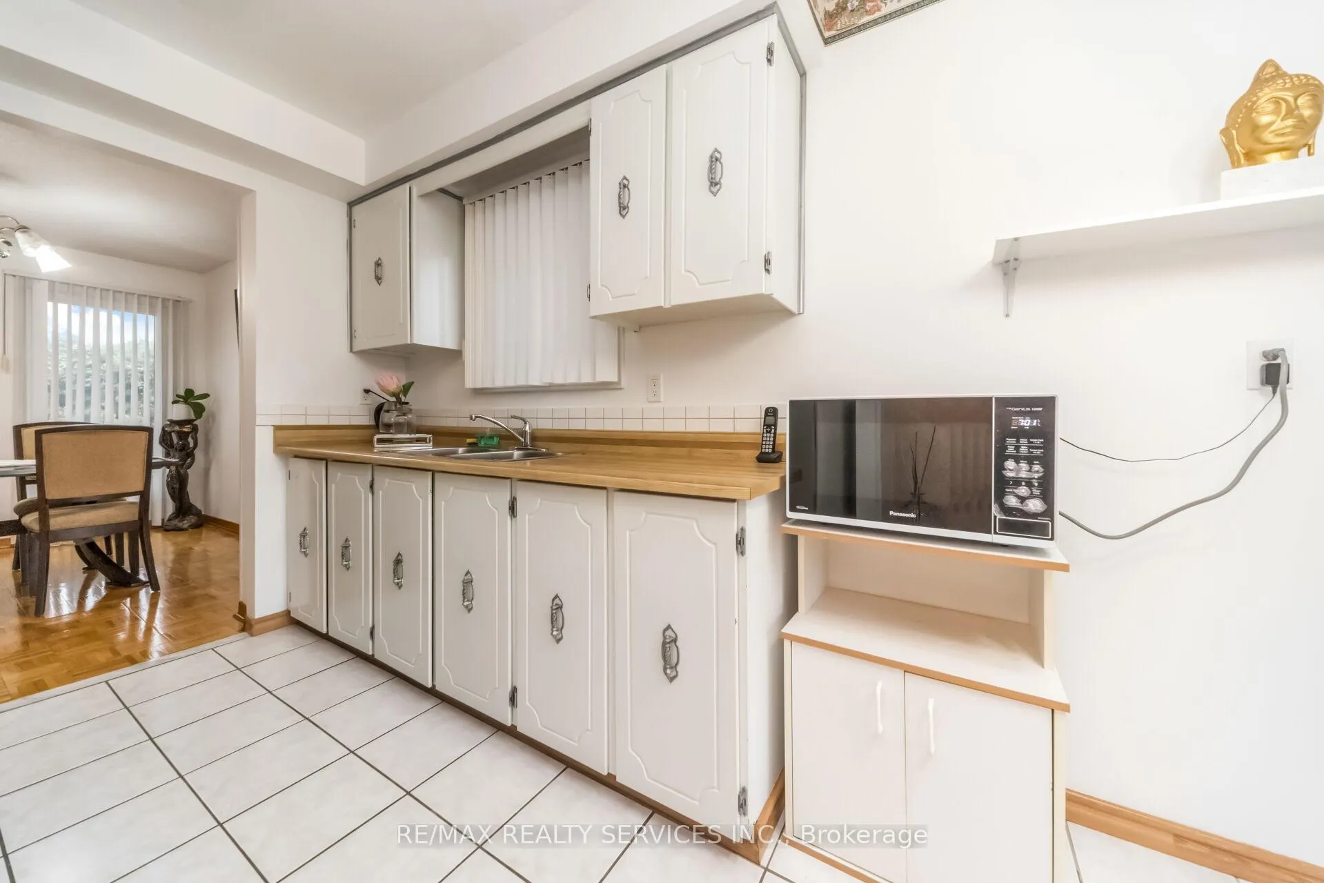 Photo 14 of 27 Ashford Court, Brampton, Brampton North — HOMEH