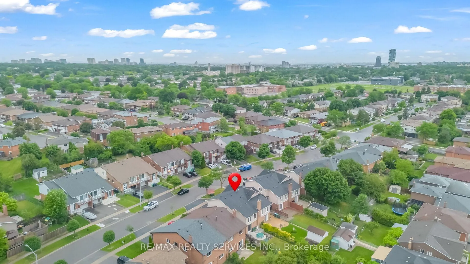 Photo 45 of 27 Ashford Court, Brampton, Brampton North — HOMEH