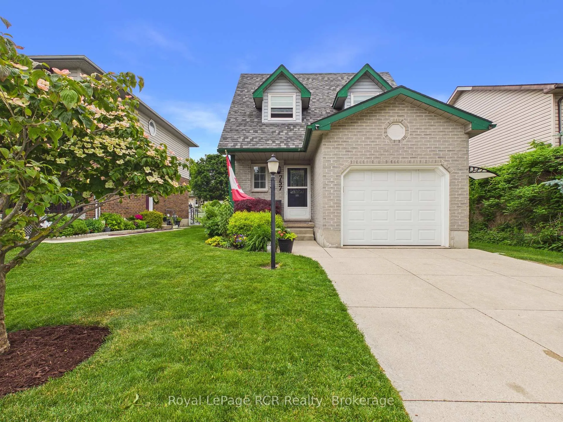 Photo 1 of 757 Mackendrick Drive, Kincardine — HOMEH