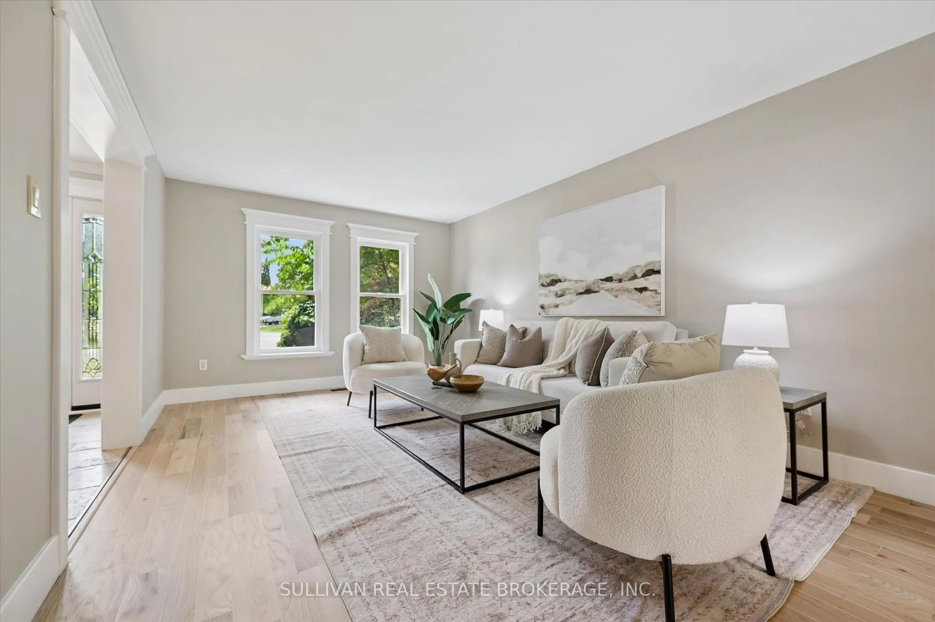 Photo 5 of 518 Grand Ridge Drive, Cambridge — HOMEH