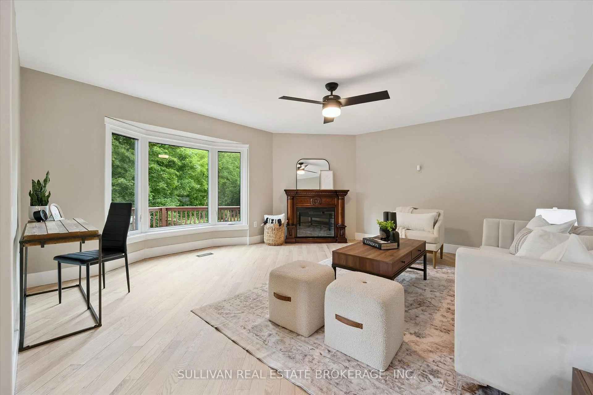 Photo 20 of 518 Grand Ridge Drive, Cambridge — HOMEH