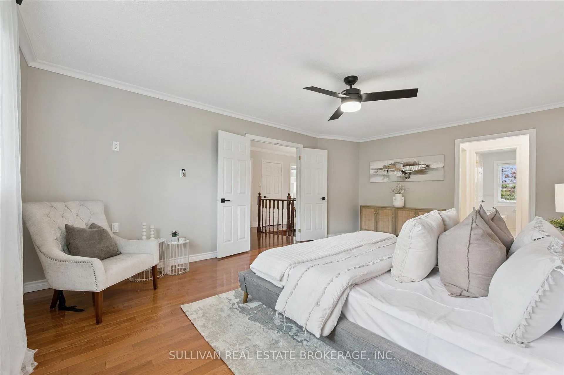 Photo 27 of 518 Grand Ridge Drive, Cambridge — HOMEH