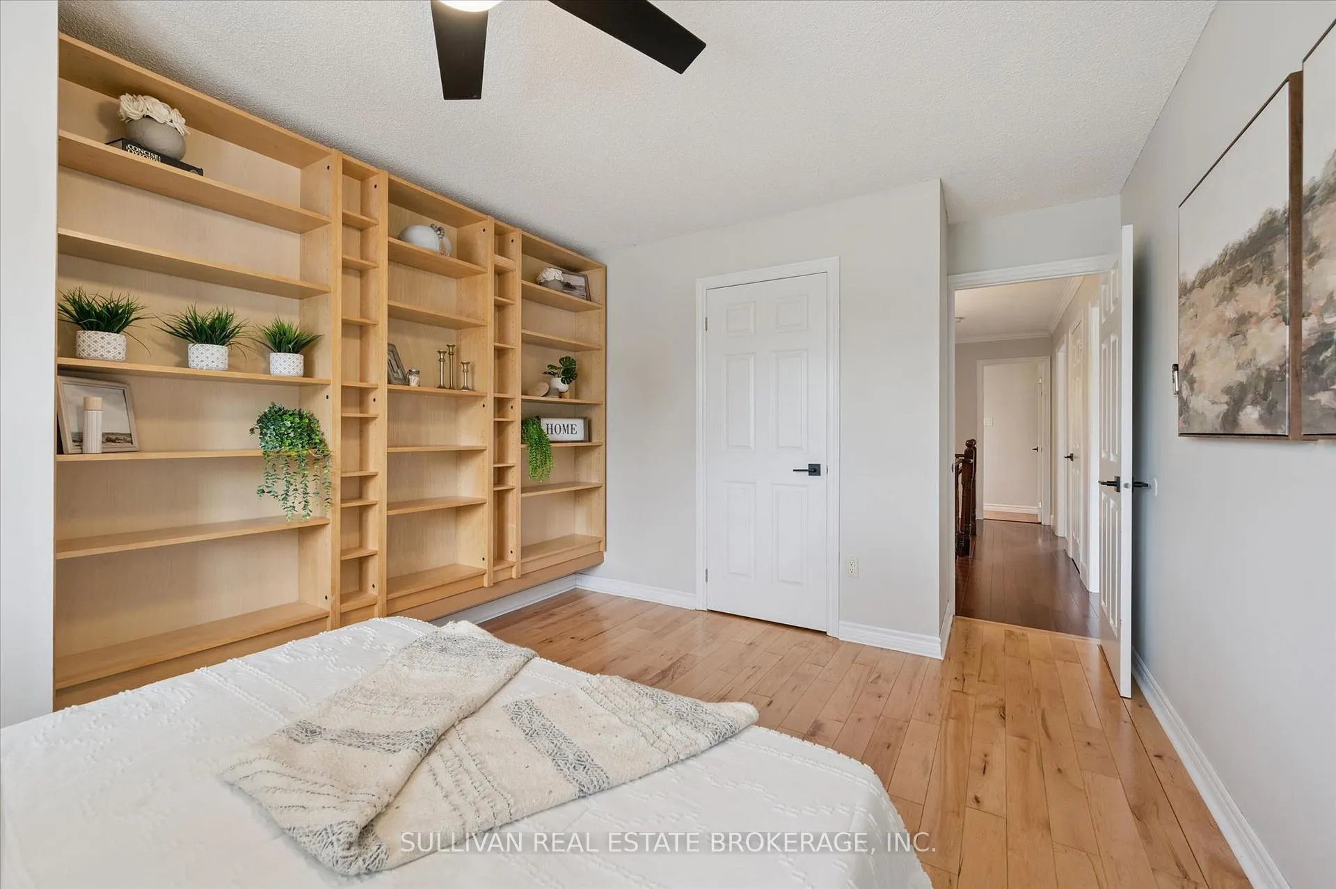 Photo 31 of 518 Grand Ridge Drive, Cambridge — HOMEH