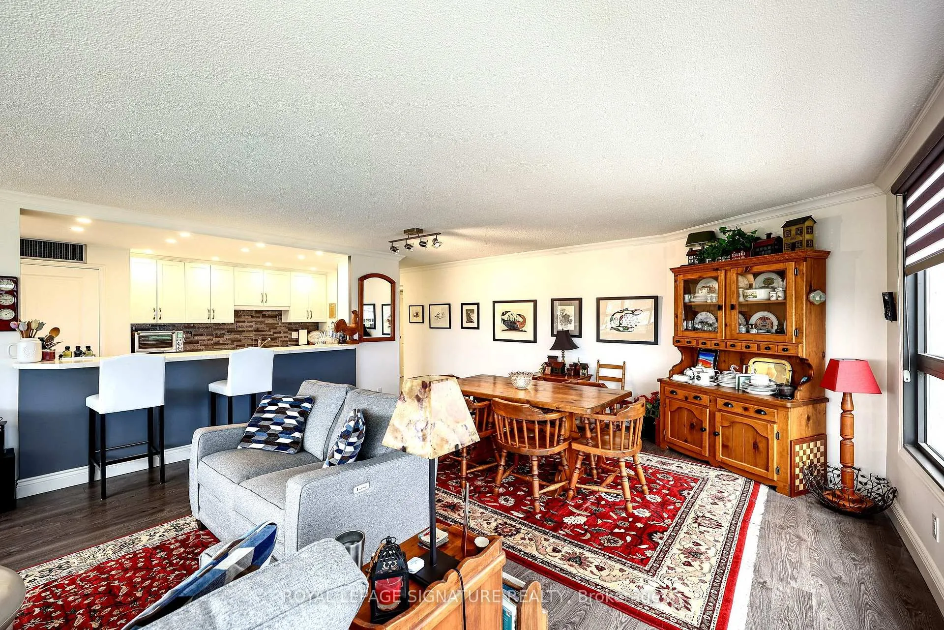 Photo 21 of Unit 907, 1300 Bloor Street, Mississauga, Applewood — HOMEH