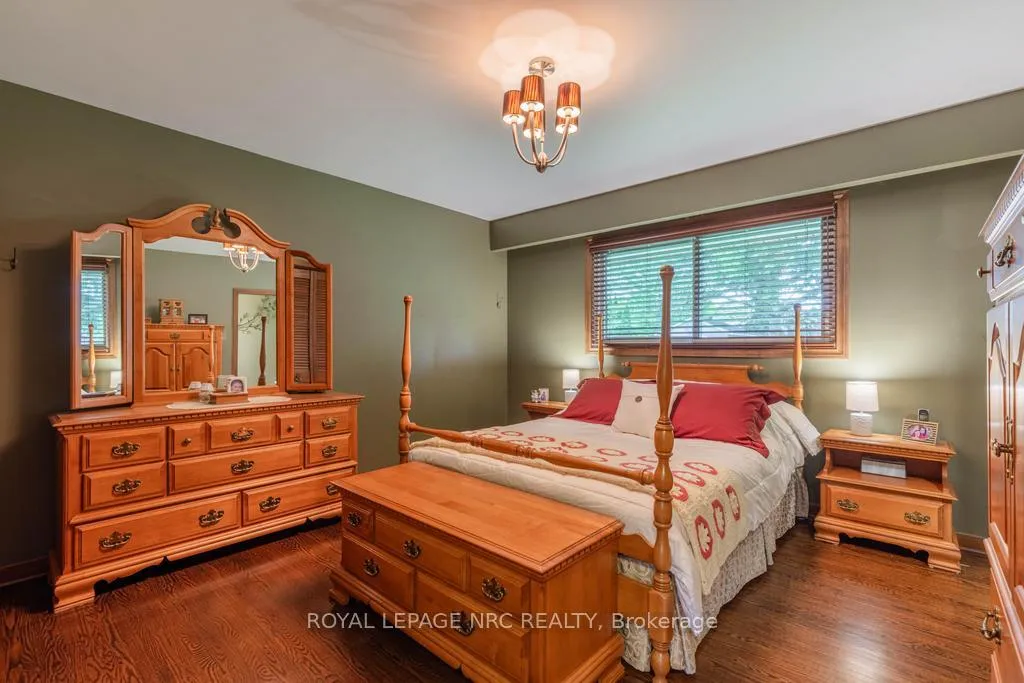 Photo 15 of 18 Cartier Drive, St. Catharines, Vine/Linwell — HOMEH