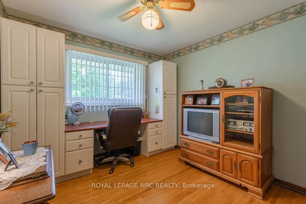 Photo 19 of 18 Cartier Drive, St. Catharines, Vine/Linwell — HOMEH