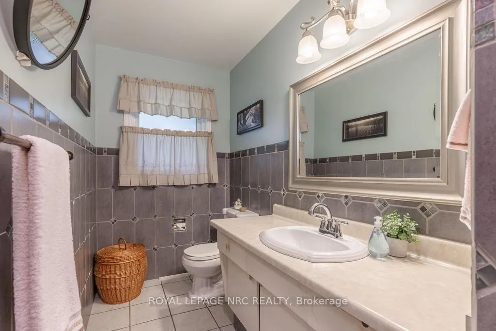 Photo 21 of 18 Cartier Drive, St. Catharines, Vine/Linwell — HOMEH