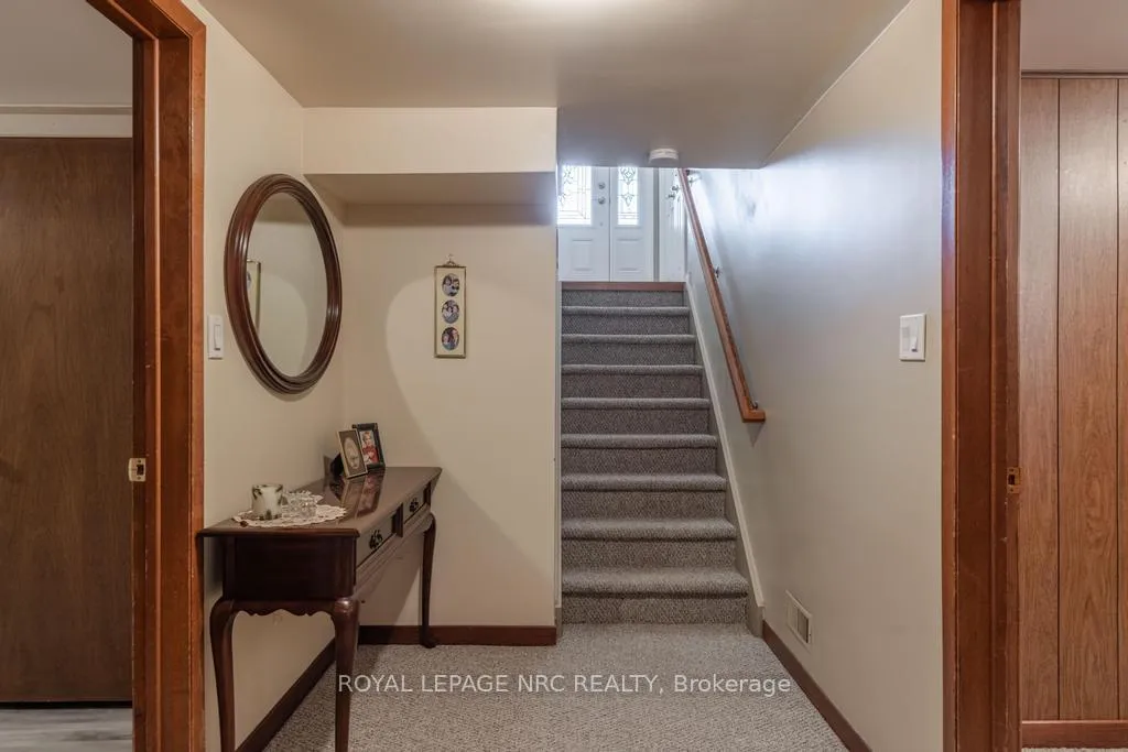 Photo 23 of 18 Cartier Drive, St. Catharines, Vine/Linwell — HOMEH