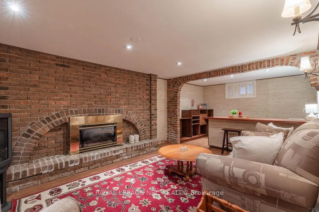 Photo 24 of 18 Cartier Drive, St. Catharines, Vine/Linwell — HOMEH